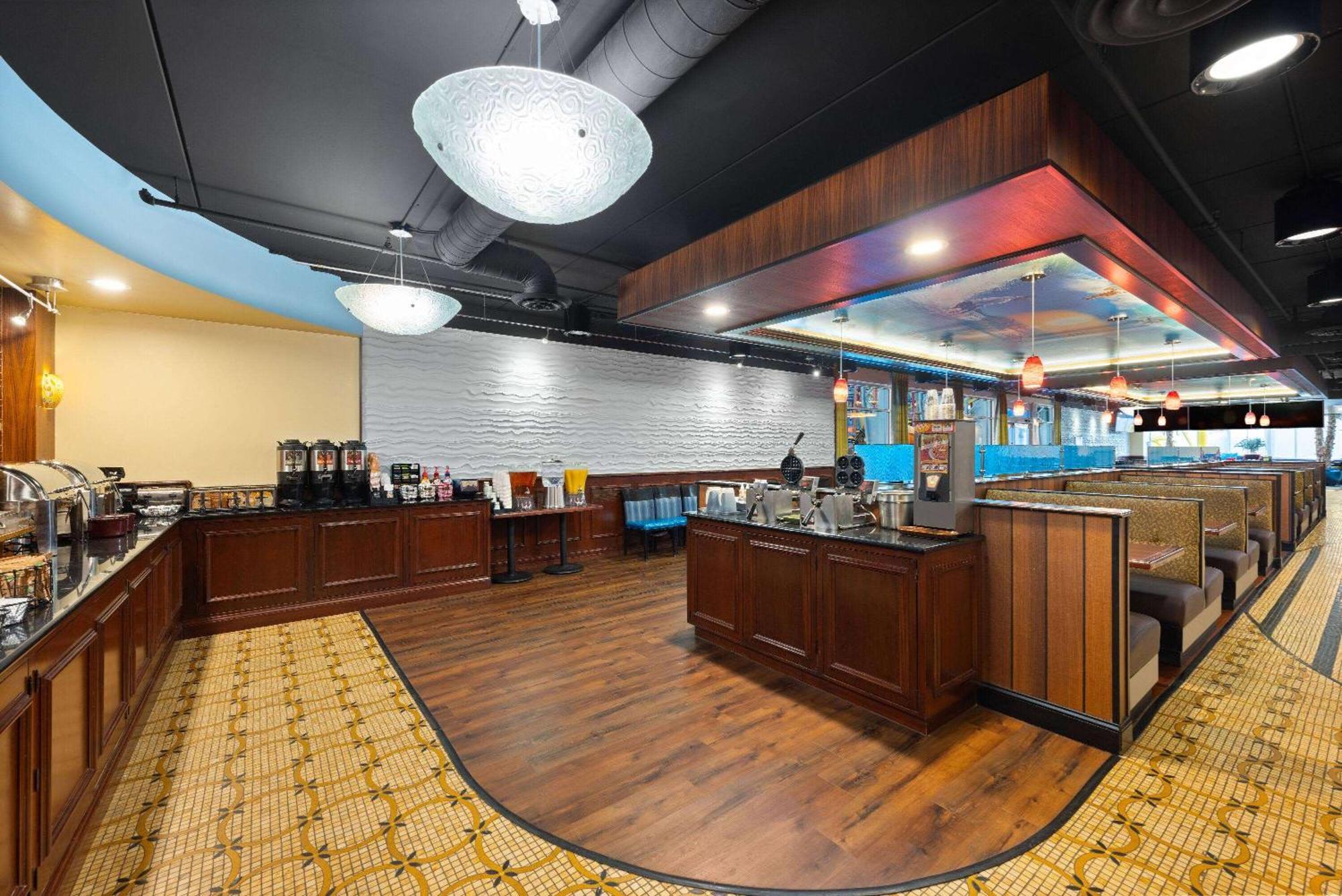 La Quinta Inn And Suites By Wyndham At Watiki Waterpark Rapid City Εξωτερικό φωτογραφία