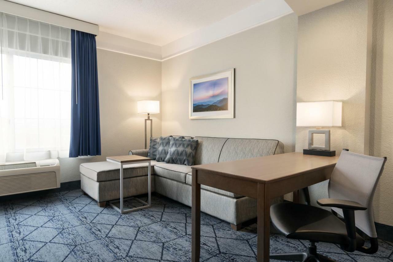 La Quinta Inn And Suites By Wyndham At Watiki Waterpark Rapid City Εξωτερικό φωτογραφία